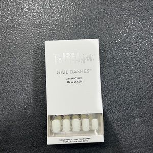 Red Aspen Nail Dash Nina on Cloud 9